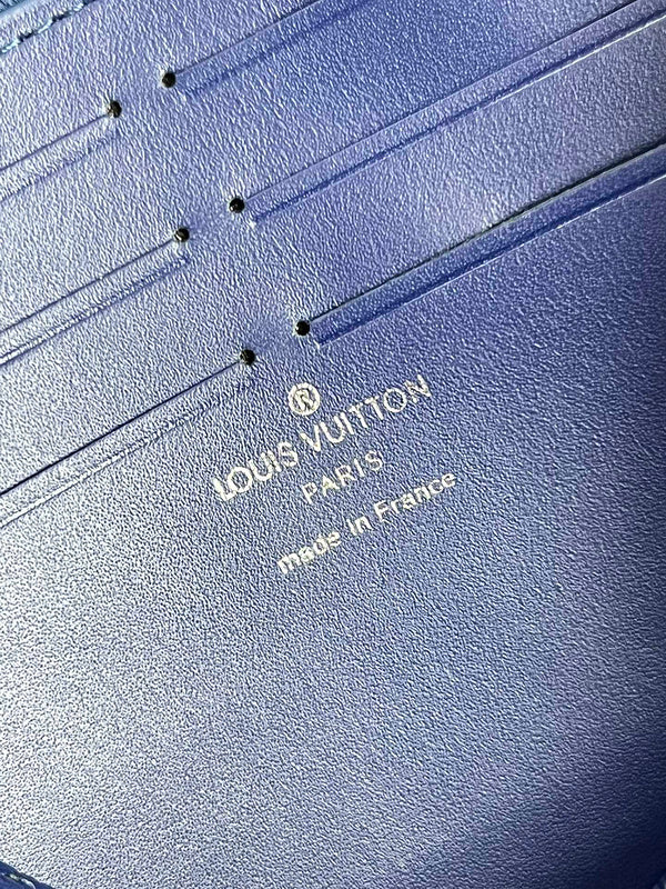 COZY - LV Bags - 1983