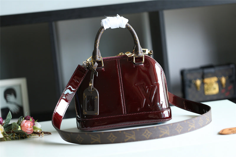 COZY - LOV Lady Bags - 1924