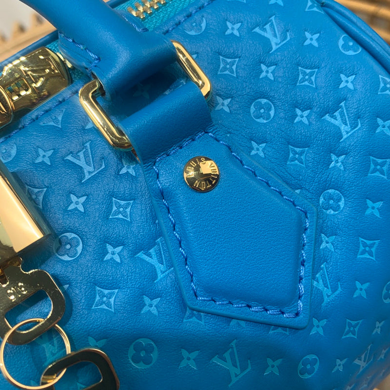 JB - LOV Travel Bags - 006