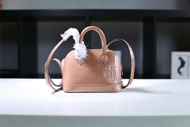 COZY - LOV Lady Bags - 1921