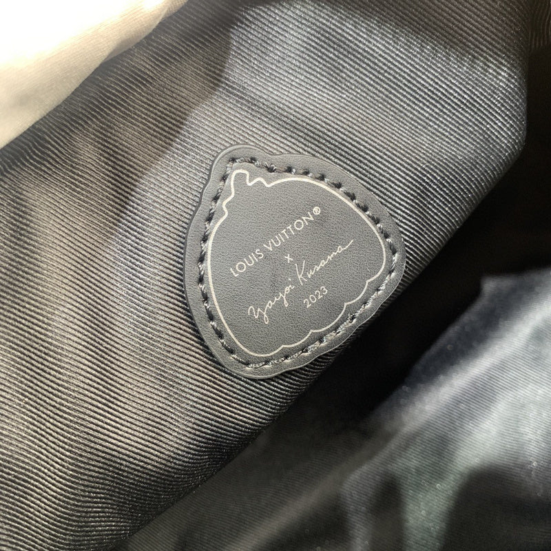 JB - LOV Travel Bags - 044