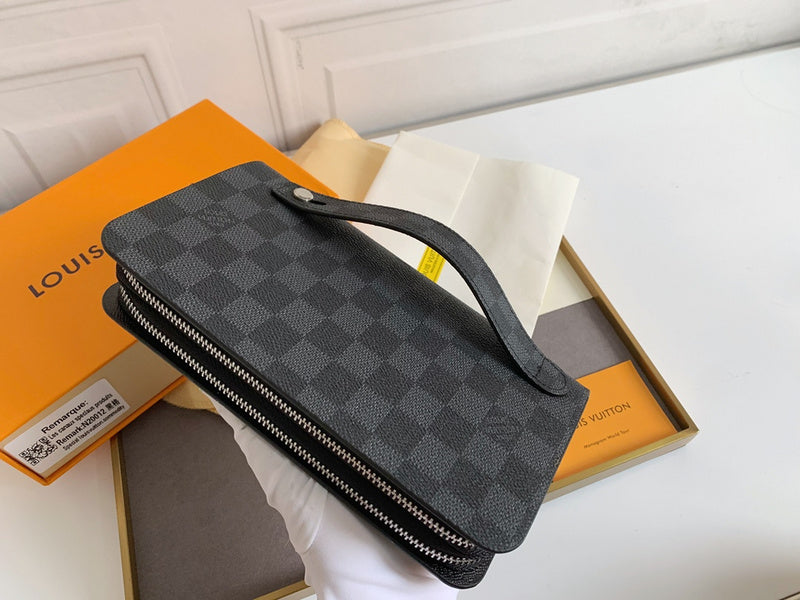 COZY BAGS - LOV Wallets - 694