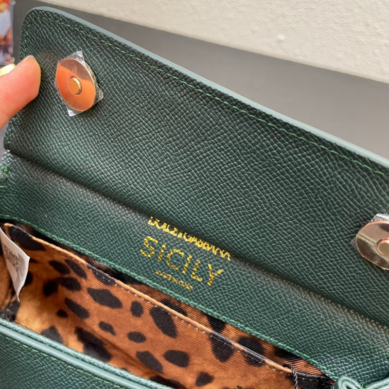 COZY - DAG Bags - 107