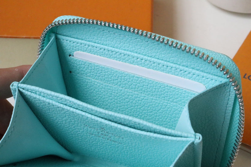 COZY - LOV Wallets - 486
