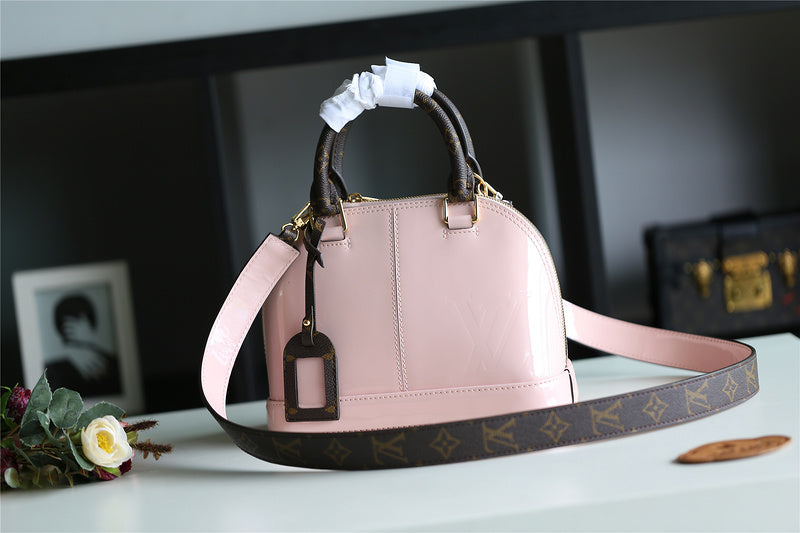 COZY - LOV Lady Bags - 1944