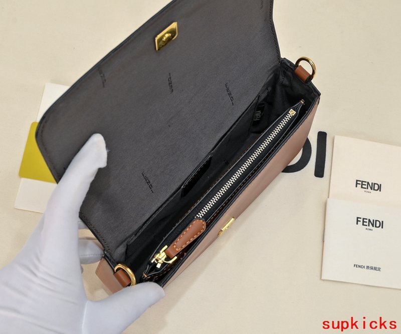 COZY BAGS - Mix Wallets - 544
