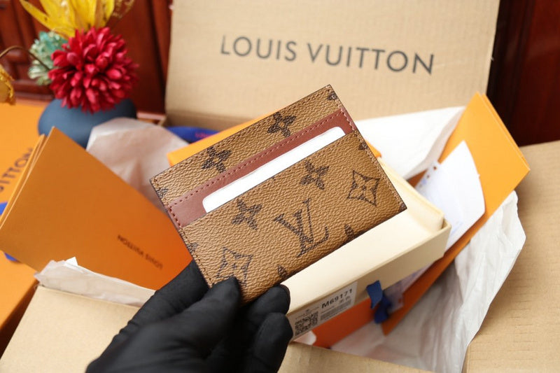 COZY BAGS - LOV Card Case - 070