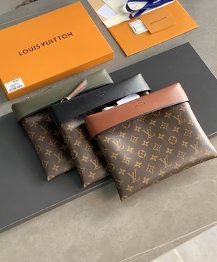 COZY - LOV Wallets - 313
