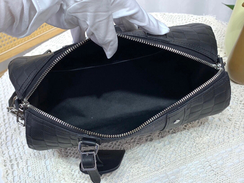 JB - LOV Travel Bags - 024