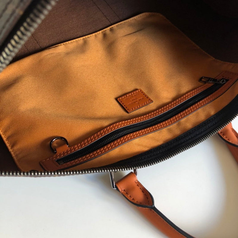 JB - LOV Travel Bags - 095