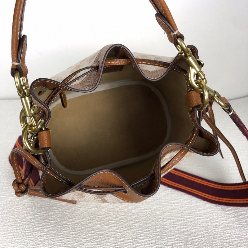 COZY - CAH Bags - 450