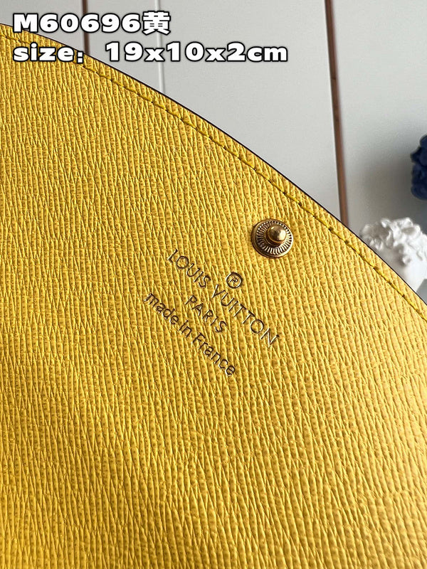 COZY - LOV Wallets - 324
