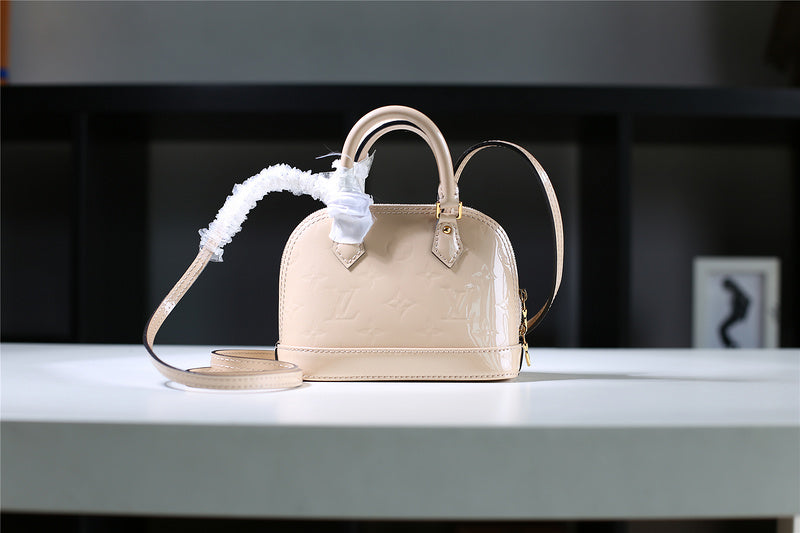 COZY - LOV Lady Bags - 1945