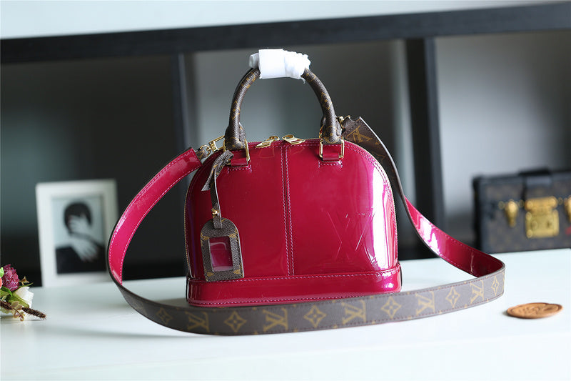 COZY - LOV Lady Bags - 1912