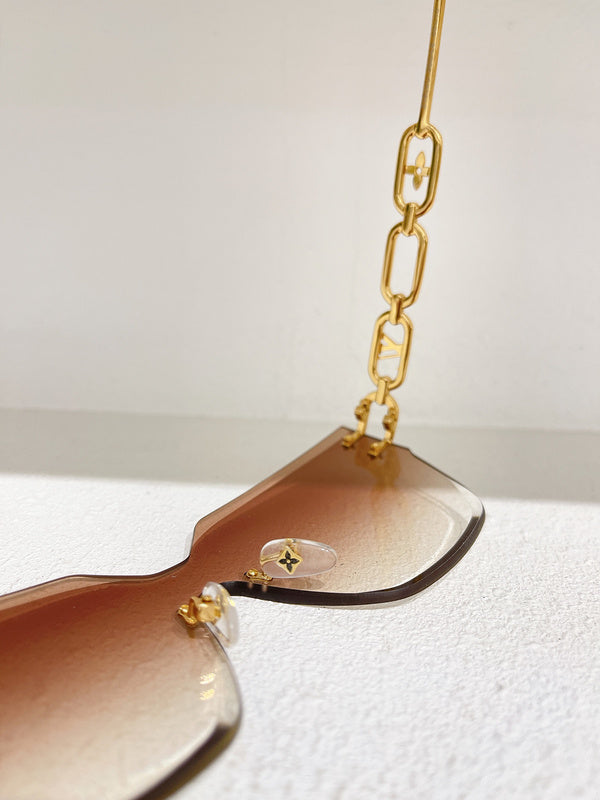 JB - LOV Sunglasses - 102