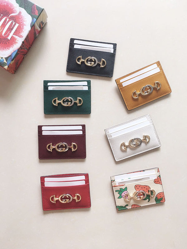 COZY - Guki Card Case - 079
