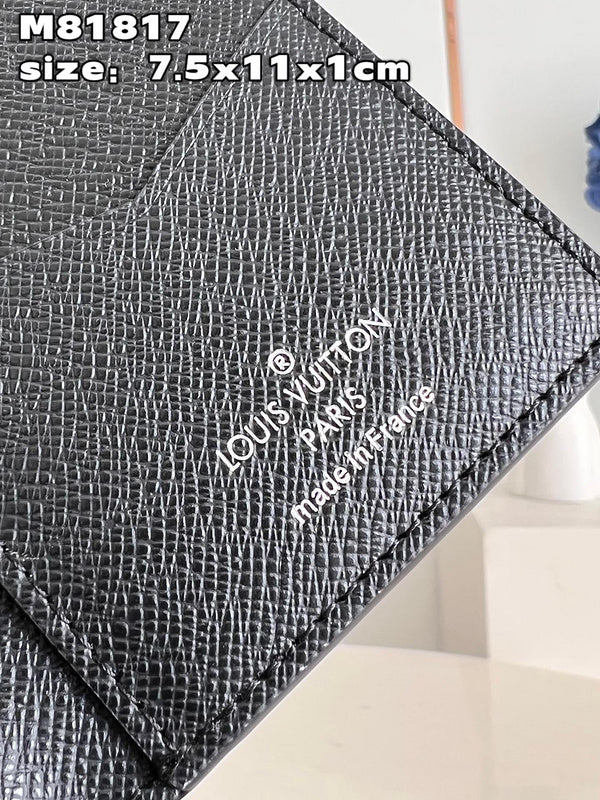 COZY - LOV Wallets - 380