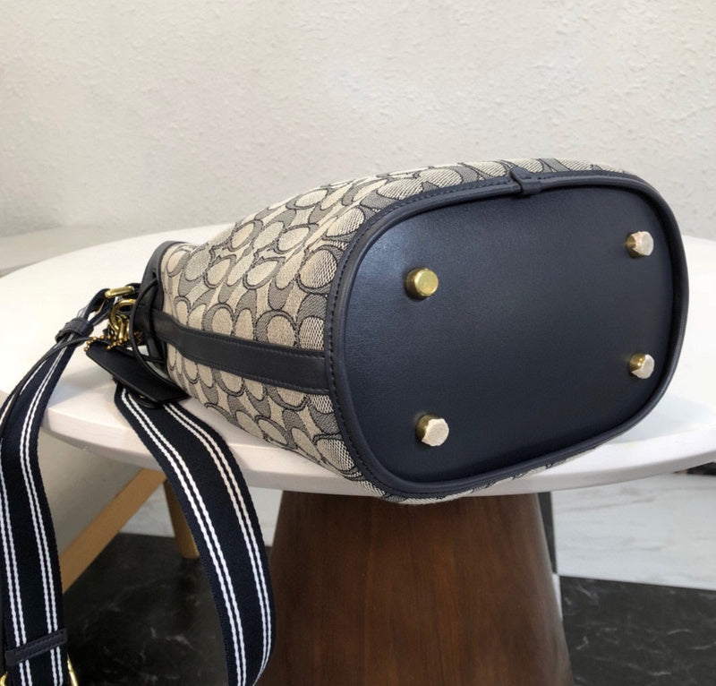 COZY - CAH Bags - 448