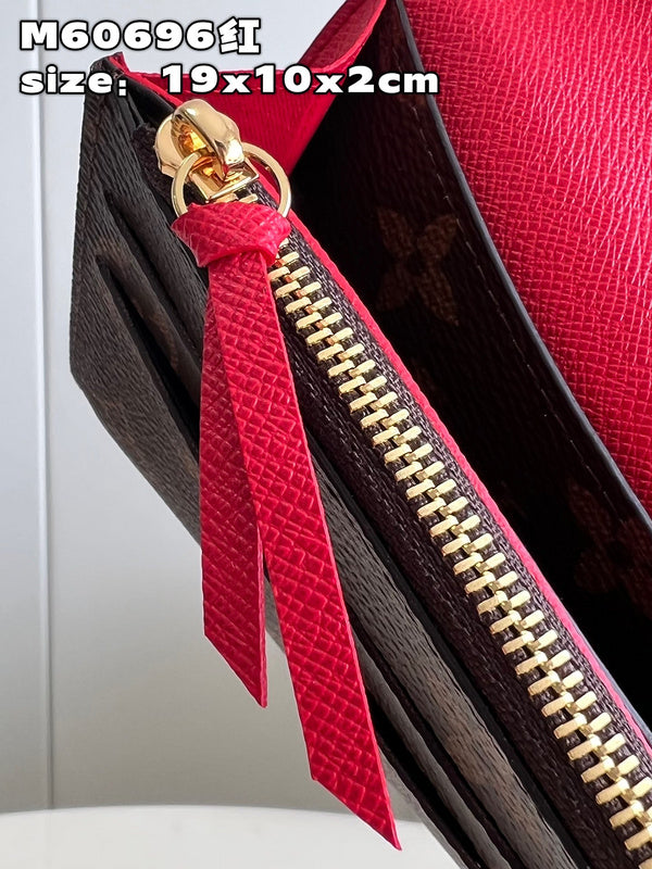 COZY - LOV Wallets - 347