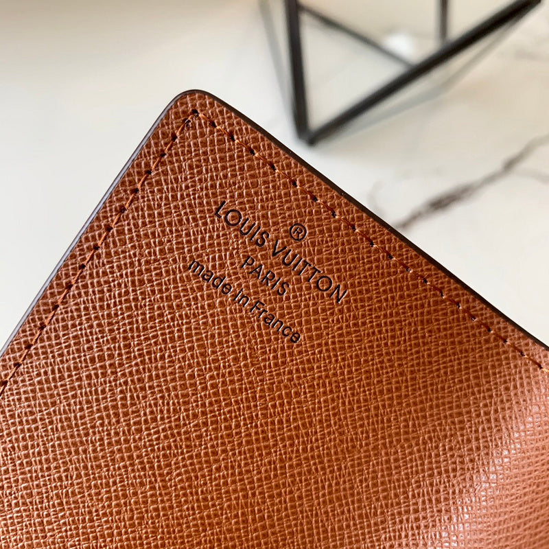 COZY - LOV Wallets - 418