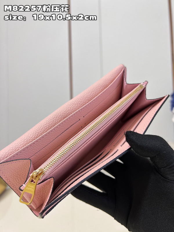COZY - LOV Wallets - 179
