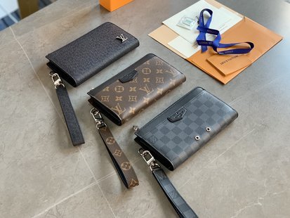 COZY - LOV Wallets - 160