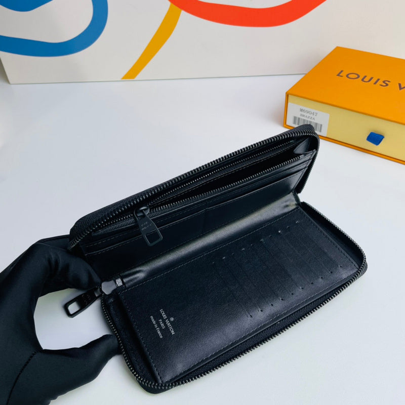 COZY - LOV Wallets - 092