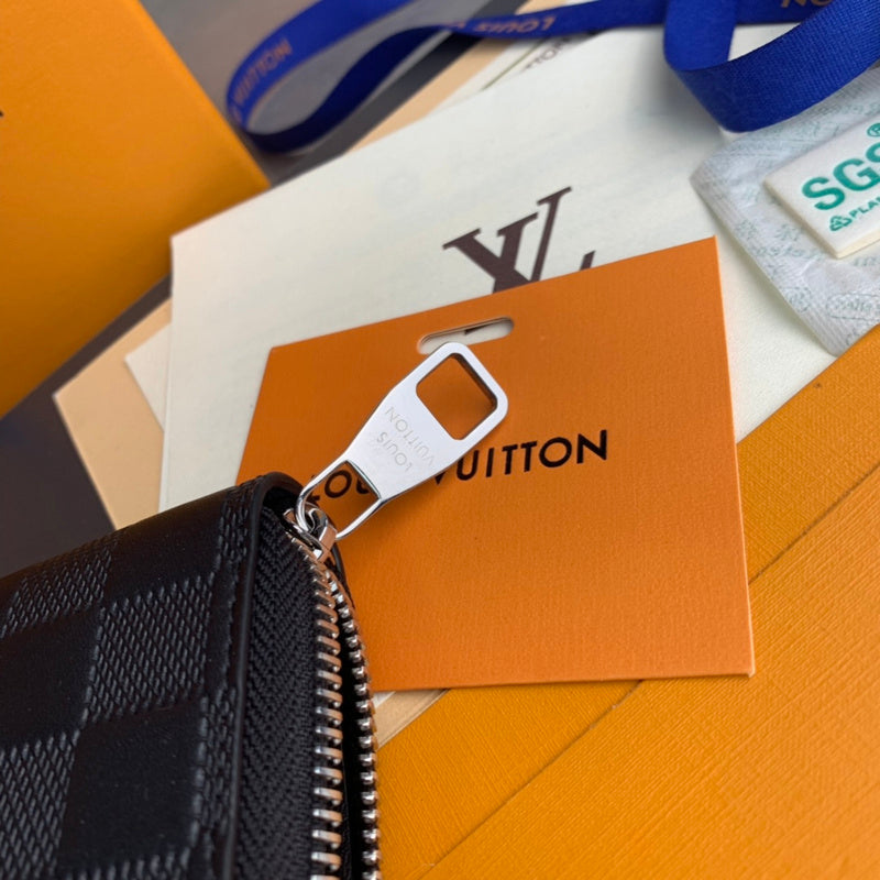 COZY - LOV Wallets - 246