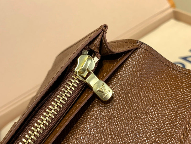 COZY BAGS - LOV Wallets - 450