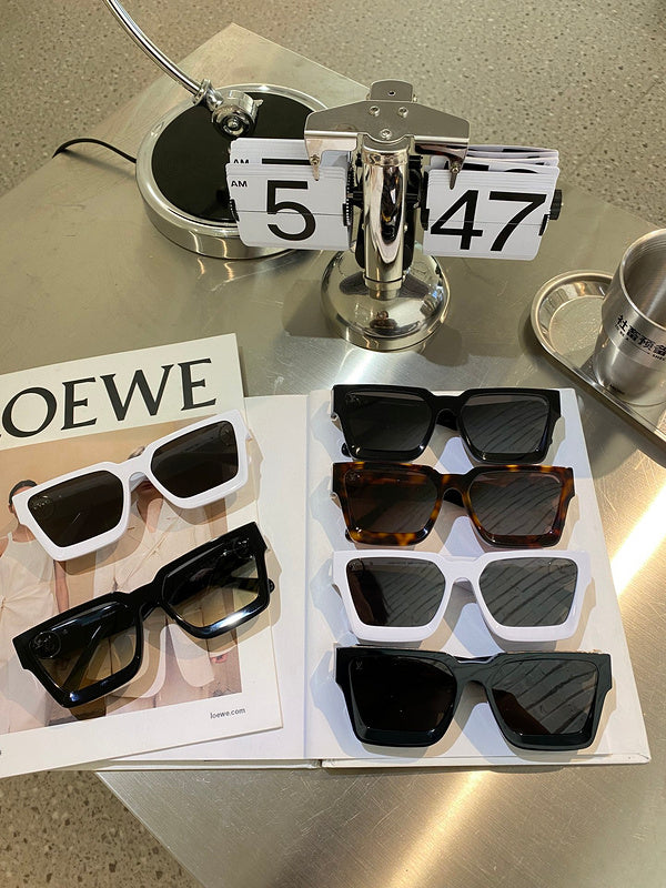 COZY BAGS - LOV Sunglasses - 042