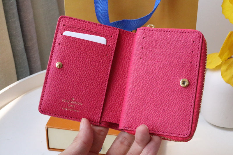 COZY - LOV Wallets - 479