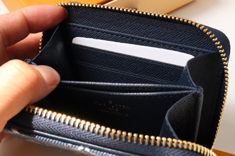COZY BAGS - LOV Wallets - 607