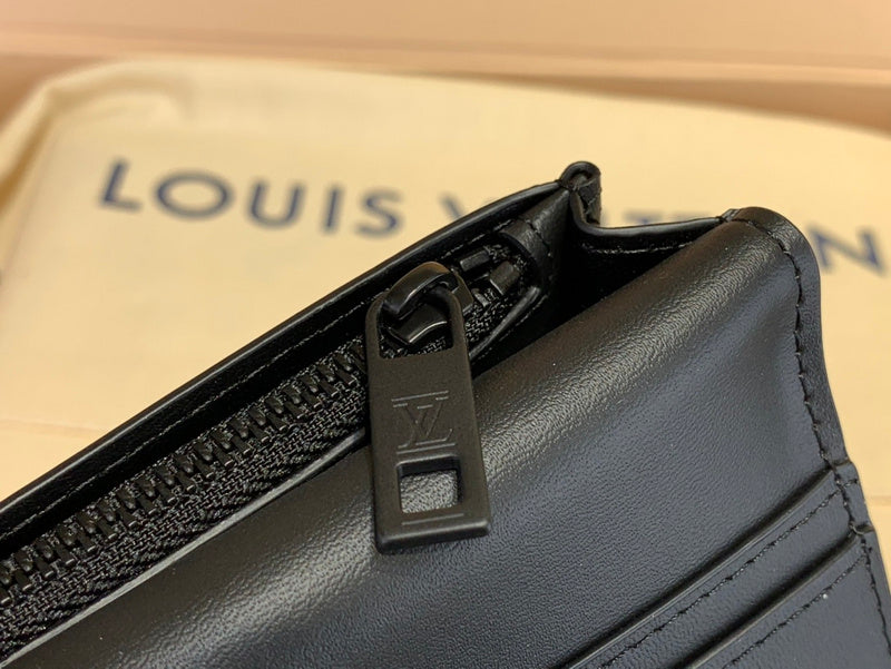 COZY - LOV Wallets - 222