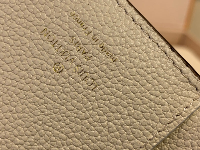 COZY - LOV Wallets - 498