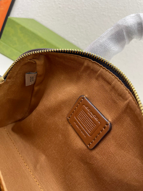 COZY - CAH Bags - 310