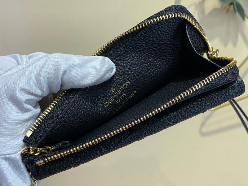 COZY - LOV Wallets - 240