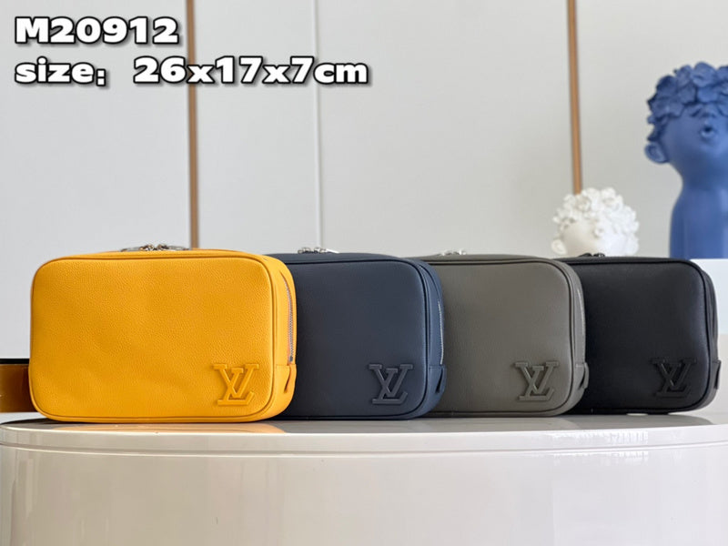 COZY - LOV Wallets - 382