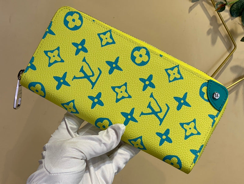 COZY - LOV Wallets - 203