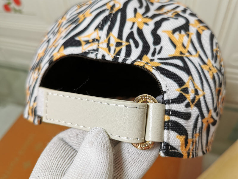 COZY BAGS - LOV Hats & Caps - 233