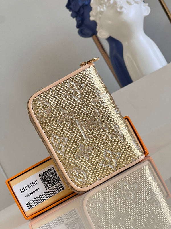 COZY - LOV Wallets - 069