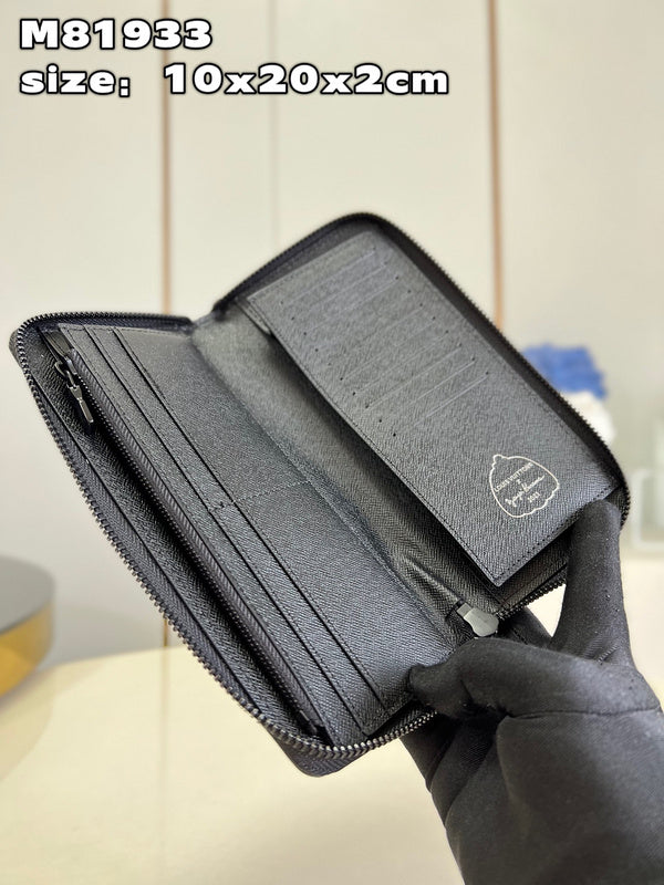 COZY - LOV Wallets - 288