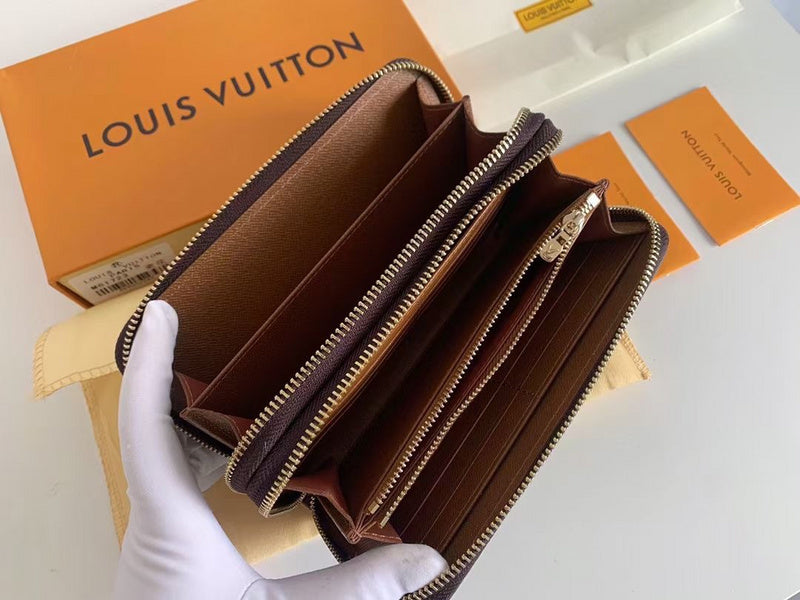 COZY BAGS - LOV Wallets - 715