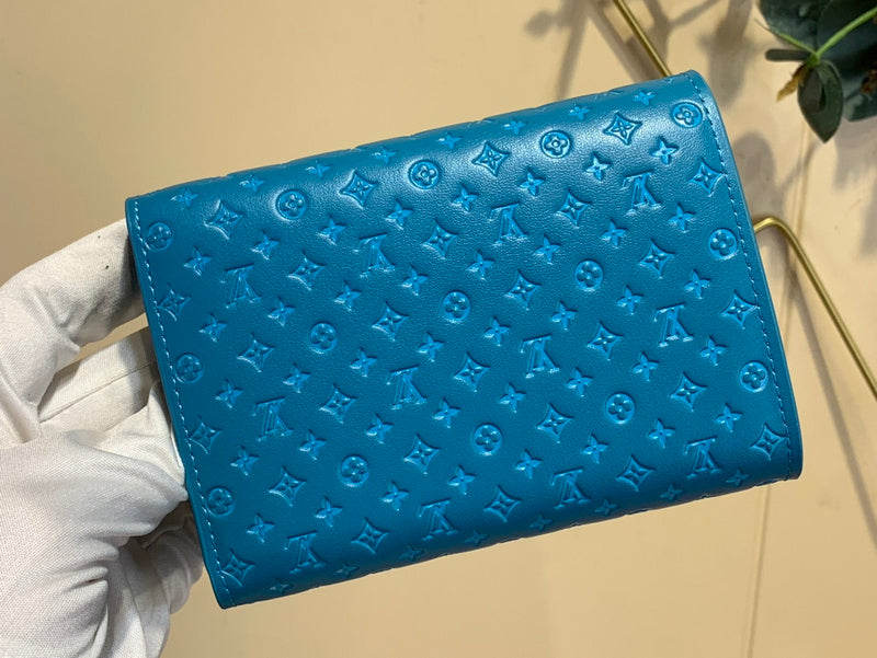 COZY - LOV Wallets - 152