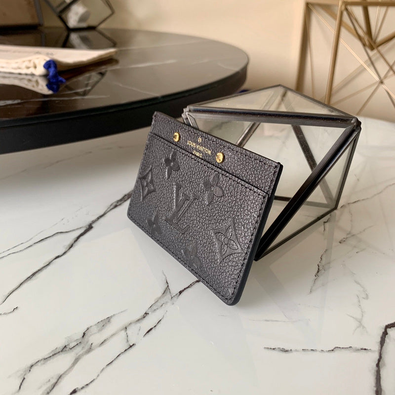COZY - LOV Wallets - 330