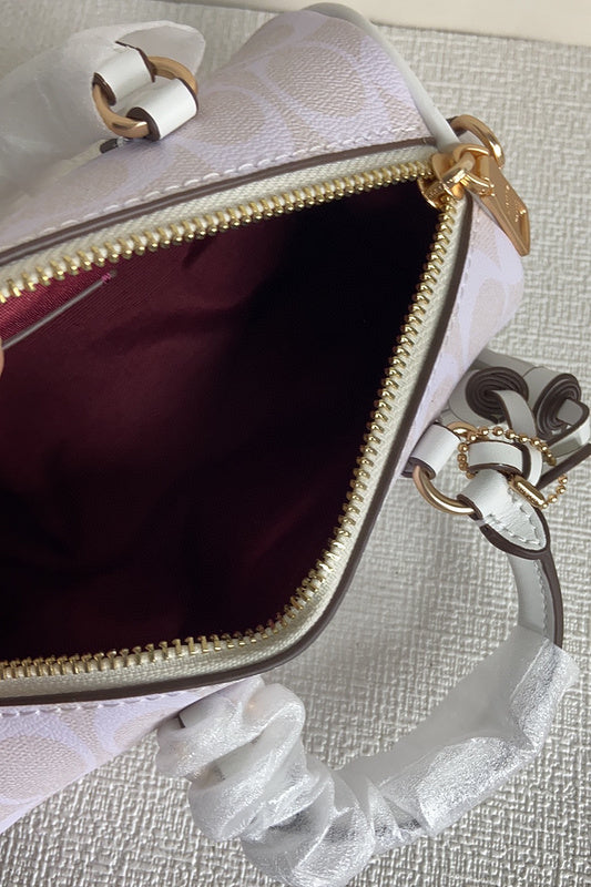 COZY - CAH Bags - 190