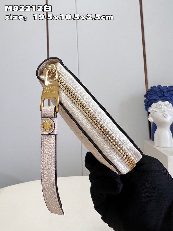 COZY - LOV Wallets - 183