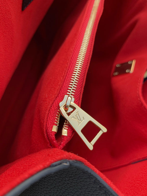 COZY - LV Bags - 2002