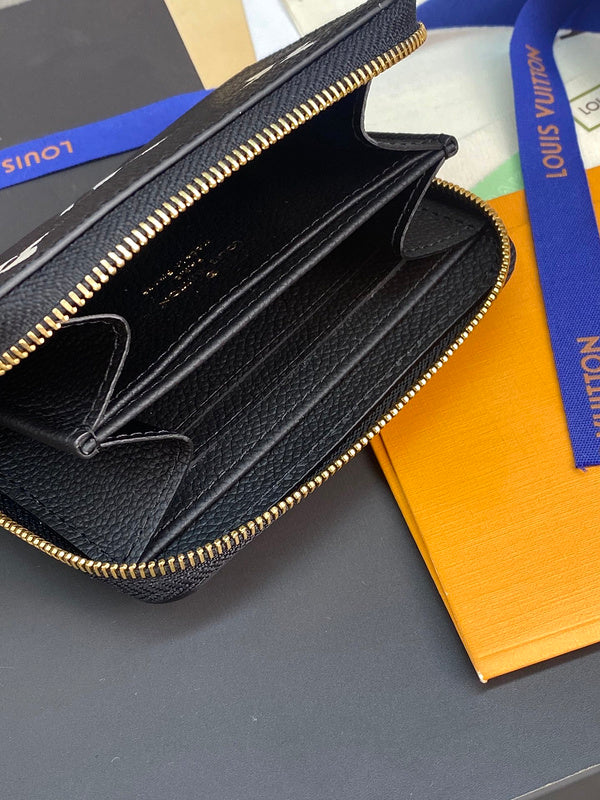 COZY - LOV Wallets - 017