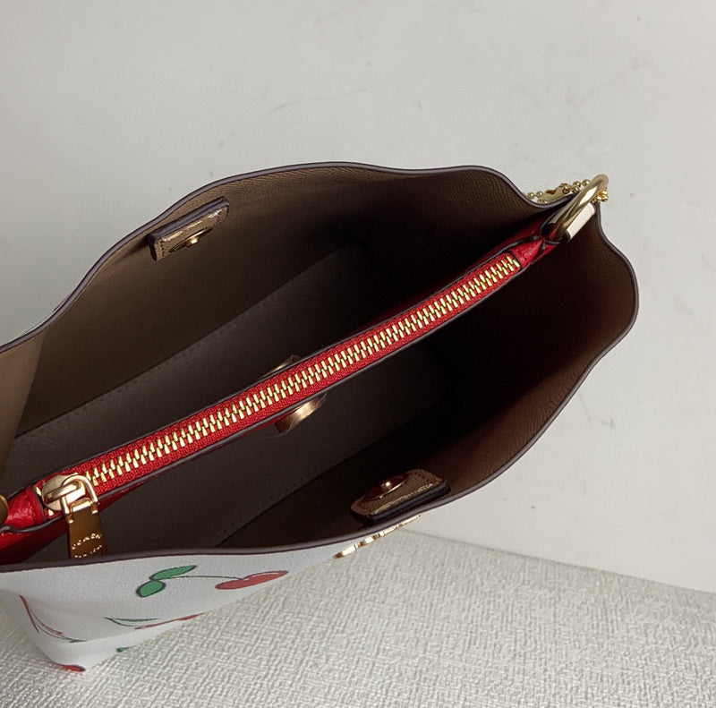 COZY - CAH Bags - 165