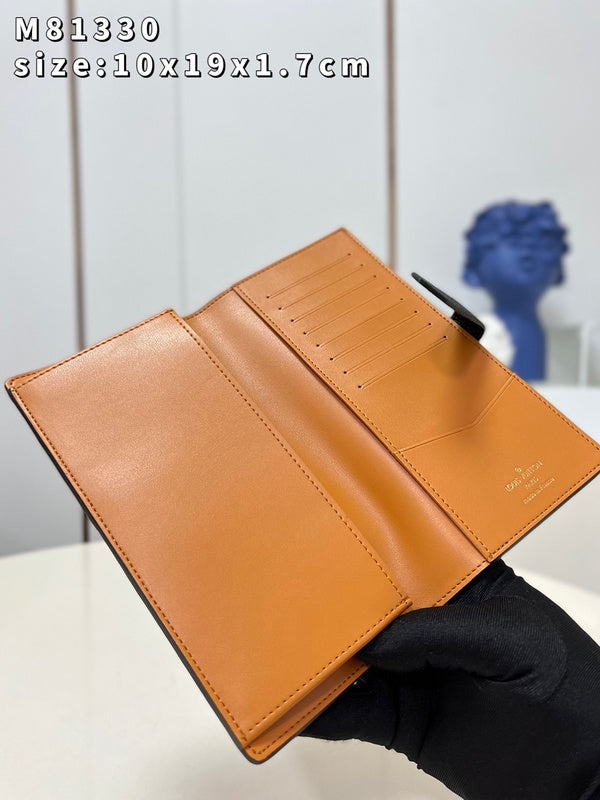 COZY - LOV Wallets - 426